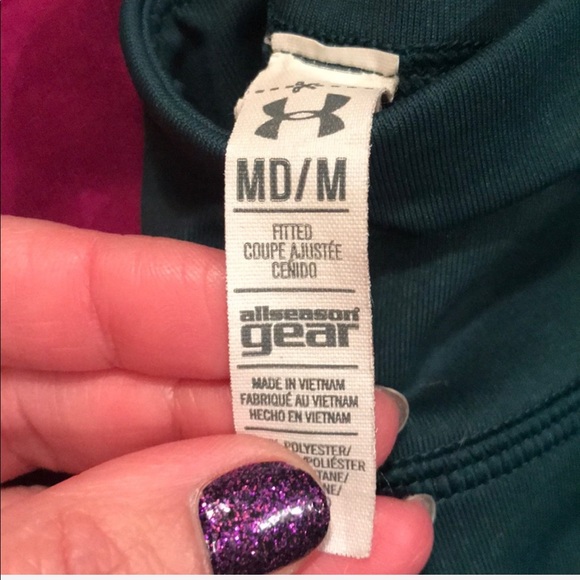 5 Pairs of Under Armour Hopper Capris - Picture 2 of 3